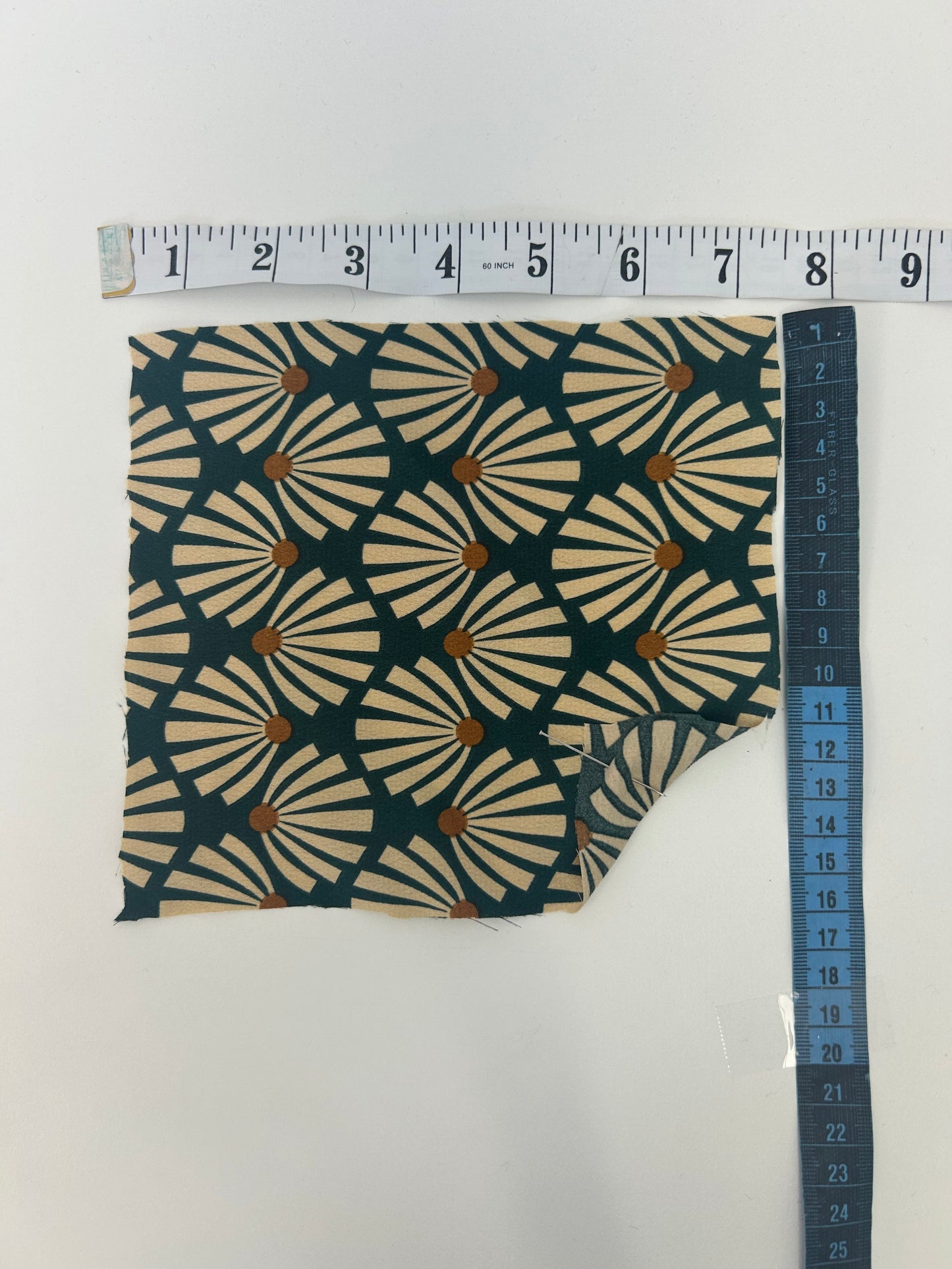 Woven seashells print