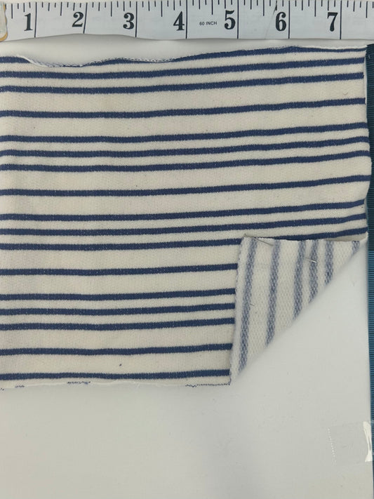 Stripes fleece blue